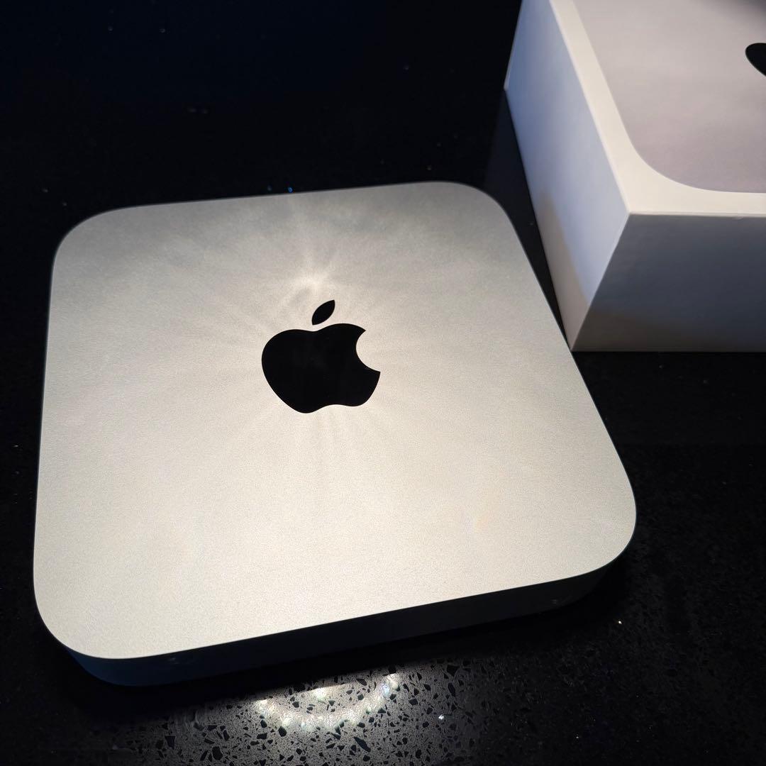 Macmini M2 16GB, 512GB+キーボード+トラックパッド　中古