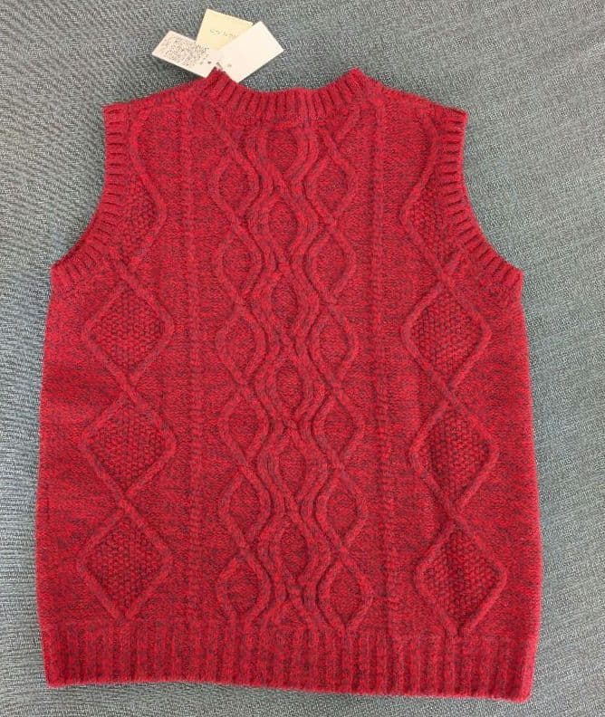 【新品タグ付】ノンノ ニット ベスト マドモアゼルノンノン ケーブル編み