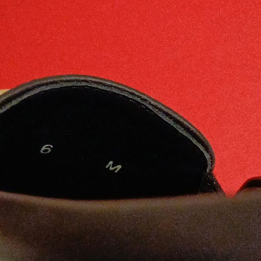 フェラガモ 6M スリッポン スニーカー ヴァラ ヴァリナ 靴