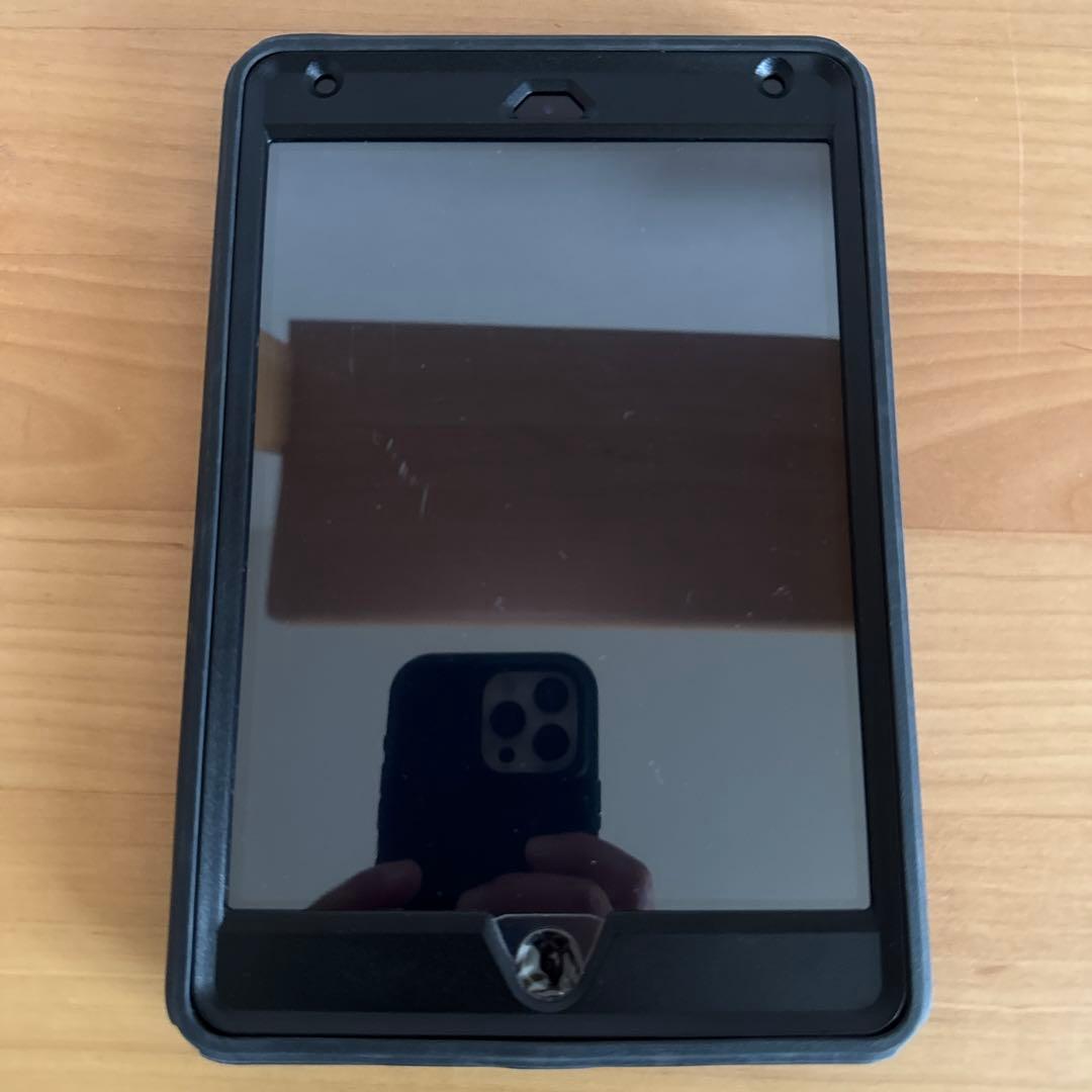 iPad mini 4 A1550 シルバー