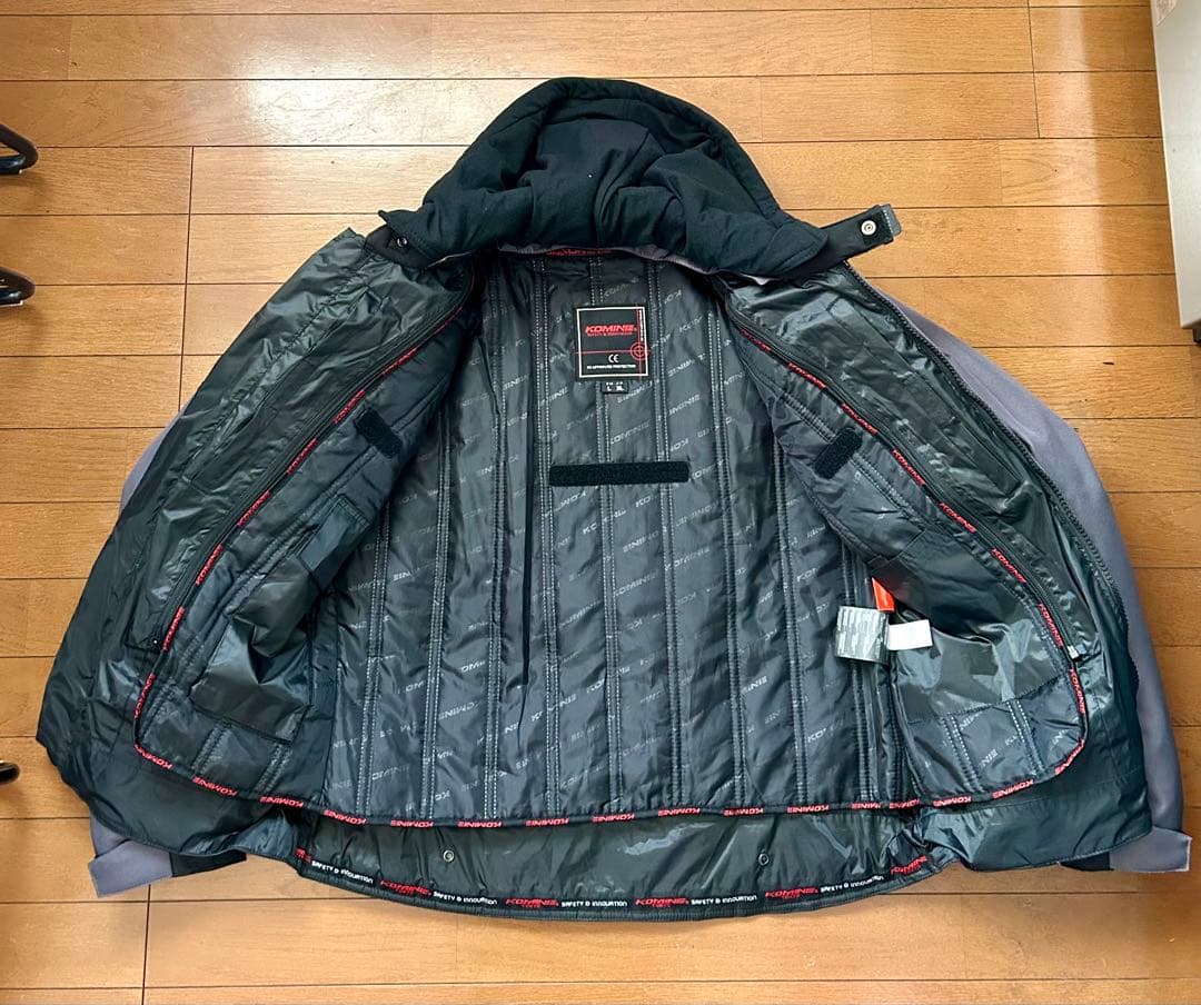 KOMINE フード付きジャケット グレー・ブラック ハードプロテクター(背中)