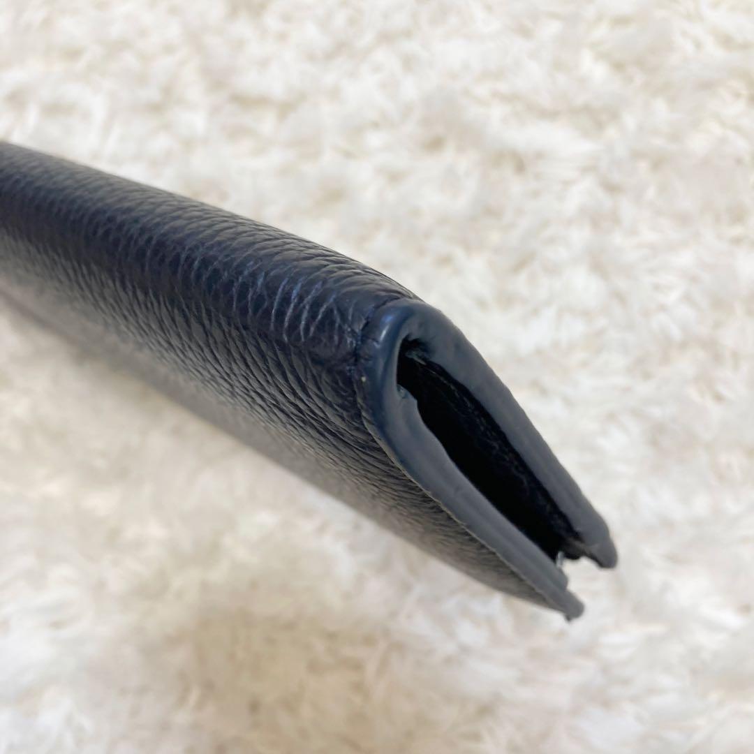 未使用級✨ 定価4.6万 イアクッチ リサッカ ウォレット L CERVO 紺