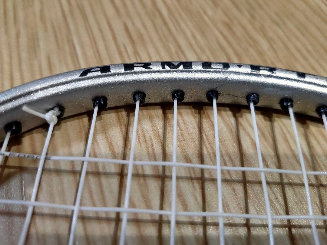 YONEX ARMORTEC 700 初期モデル