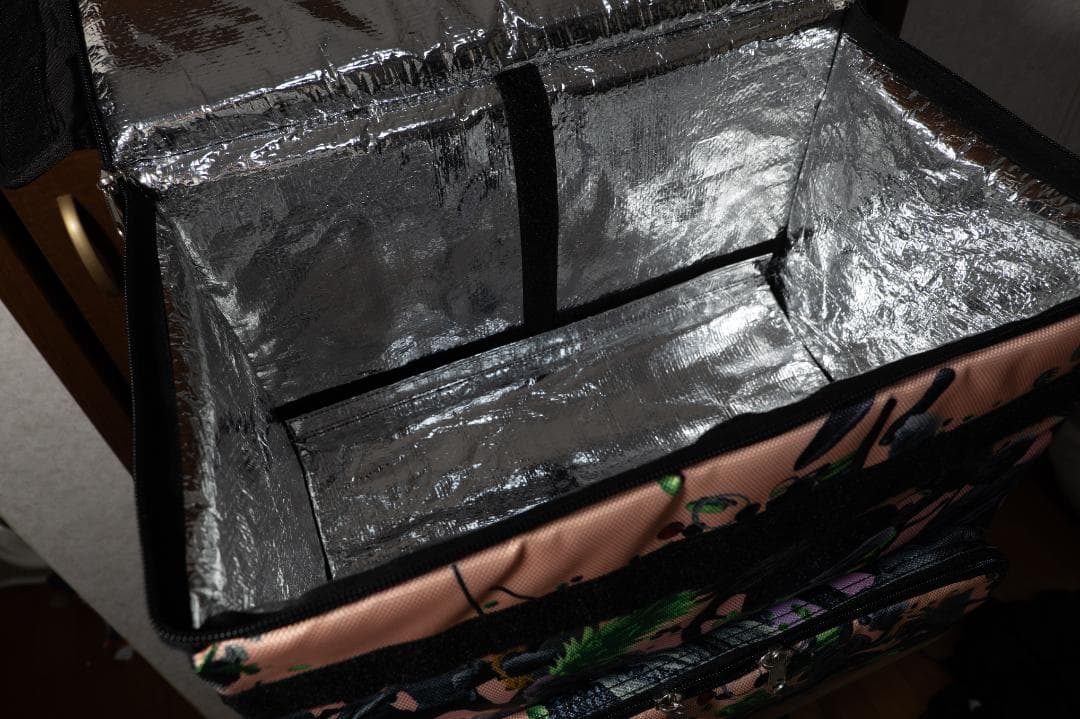 Uber Eats 配達用バッグ デザインモデル