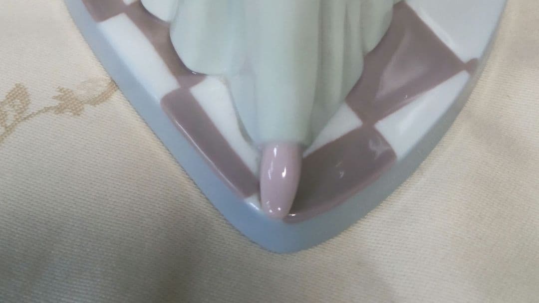 ヨシカネ リヤドロ　若い外交官　廃盤 　　高さ36・5㎝