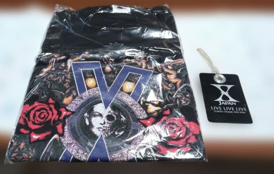 ＸJAPAN　コレクション　(DVD・Tシャツ・本)