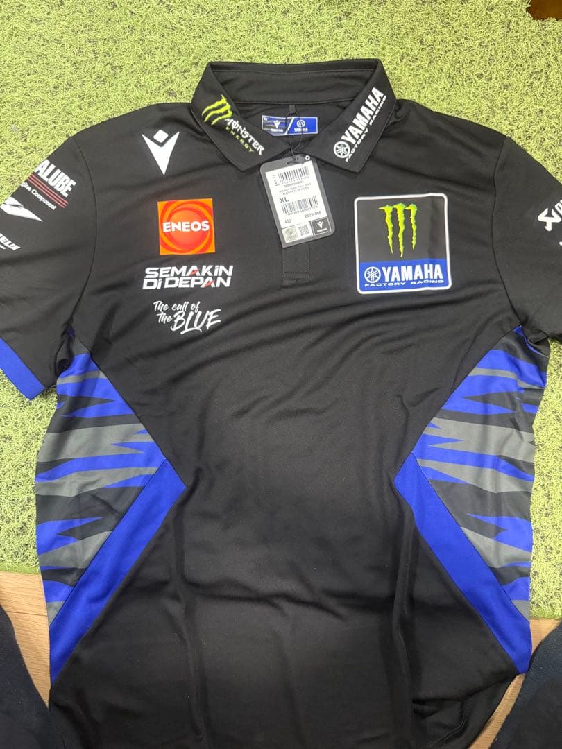 2025 モンスターエナジー ヤマハ チーム ポロシャツ　XL