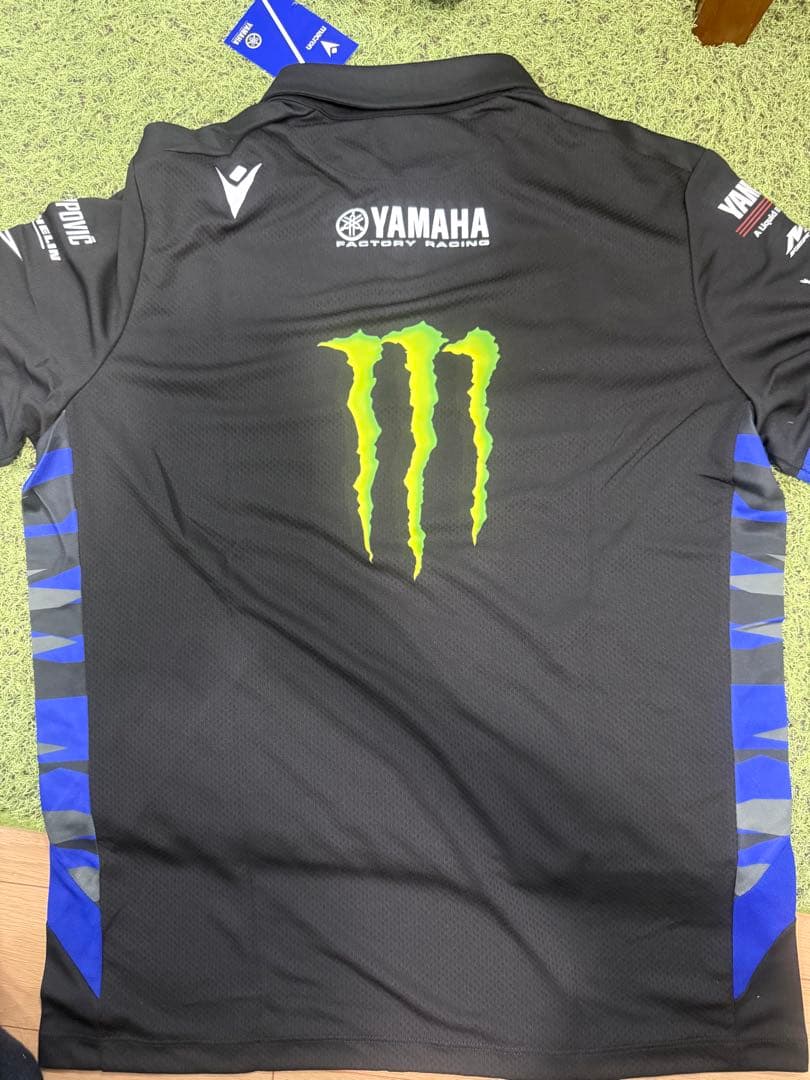 2025 モンスターエナジー ヤマハ チーム ポロシャツ　XL
