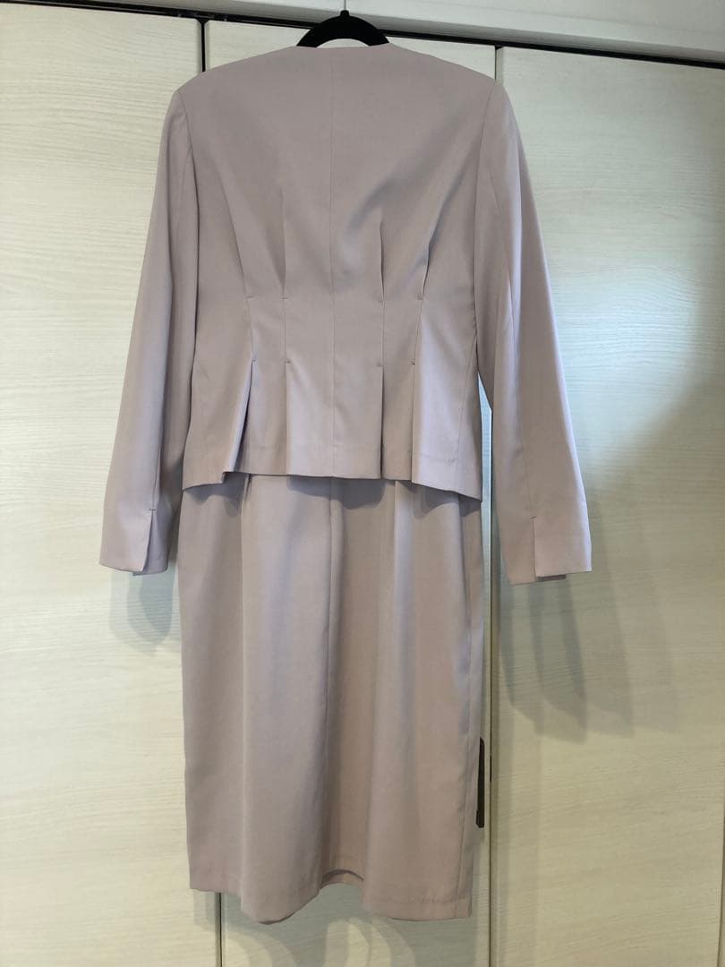 Flolia スーツノーカラージャケット&ワンピースセットアップ　Mサイズ