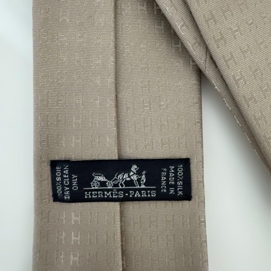 エルメス　ベージュ Hロゴ ネクタイ　ショップ袋付き