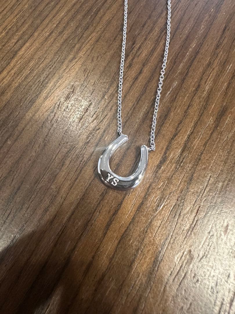 菅井友香YS 馬蹄型ペンダントネックレス