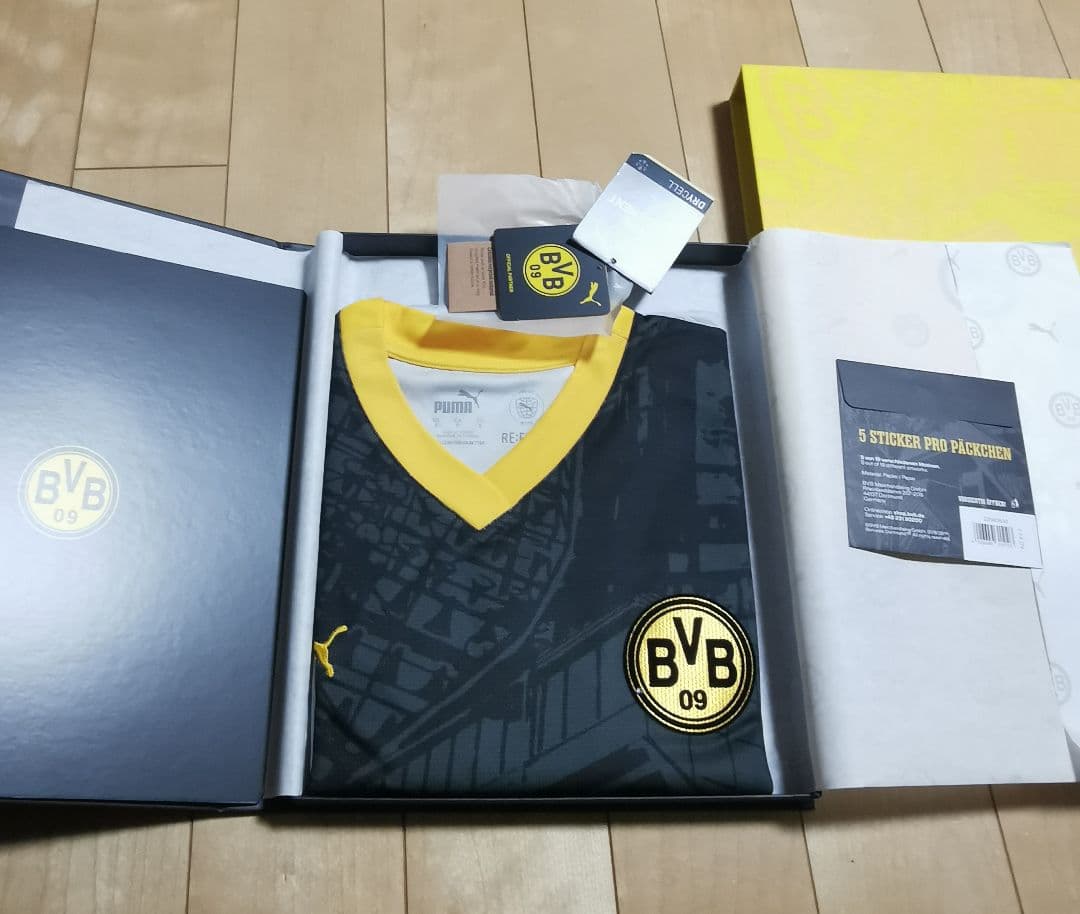 【☆完売品☆】箱付き ドルトムント レプリカユニフォームスペシャルエディション
