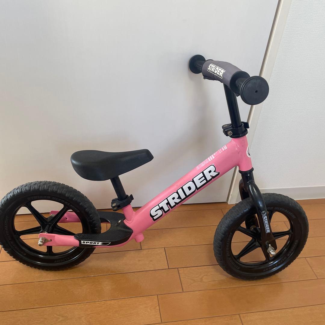 STRIDER スポーツモデル ピンク　12インチ　ストライダー