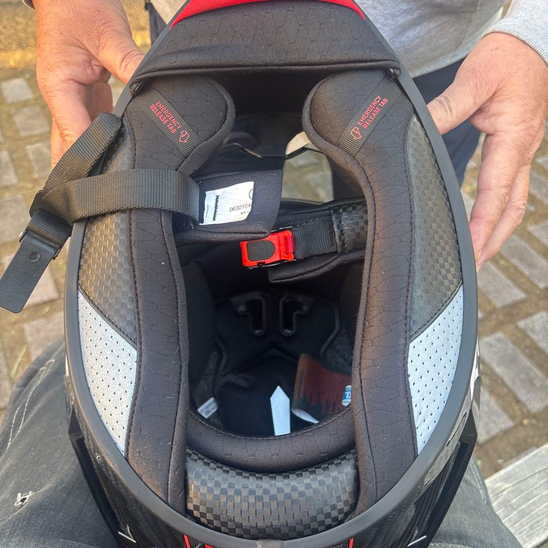 BOGOTTO カーボンフルフェイスヘルメット　週末セール