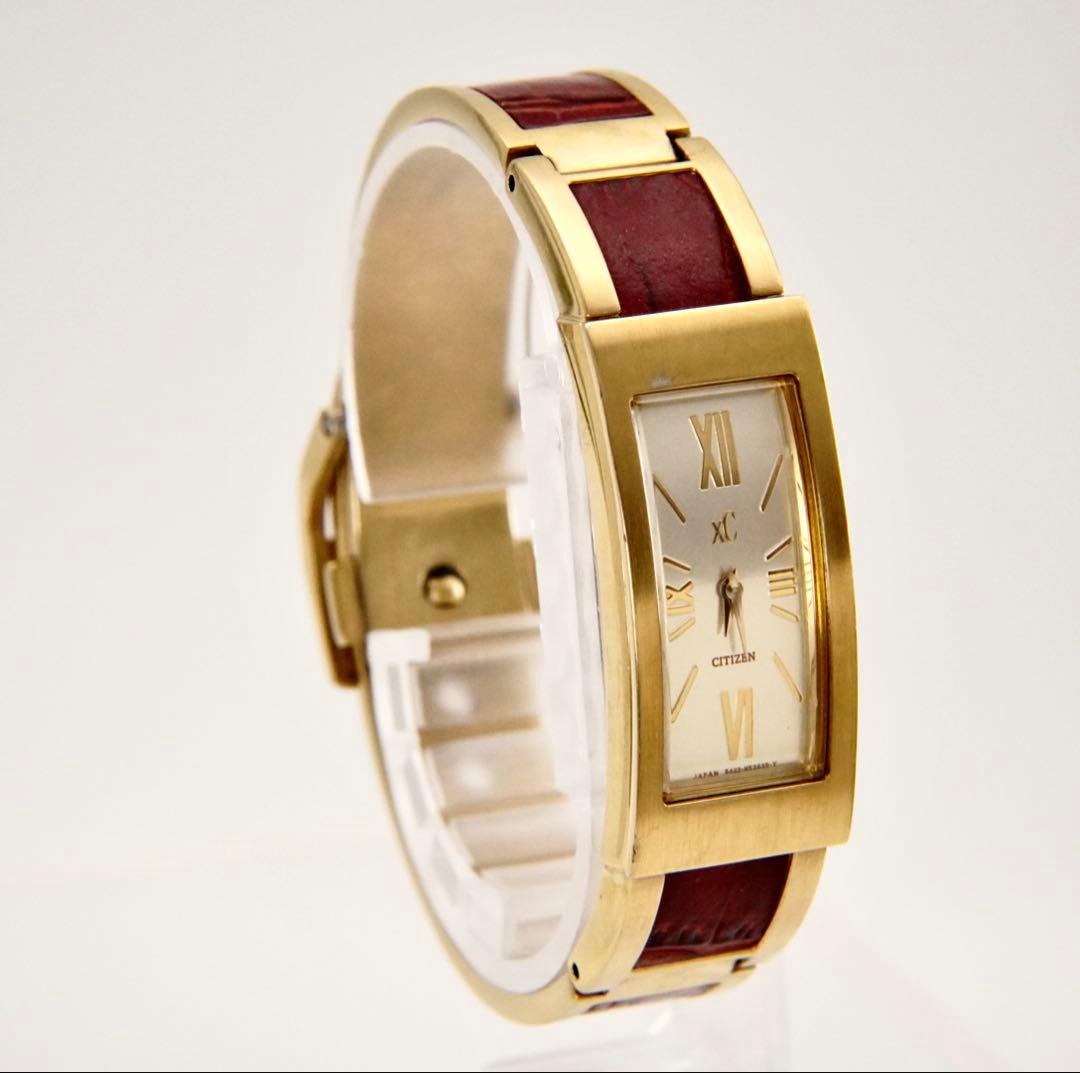【新品電池】希少　シチズン　クロスシー　バングルタイプ　ゴールド　 腕時計