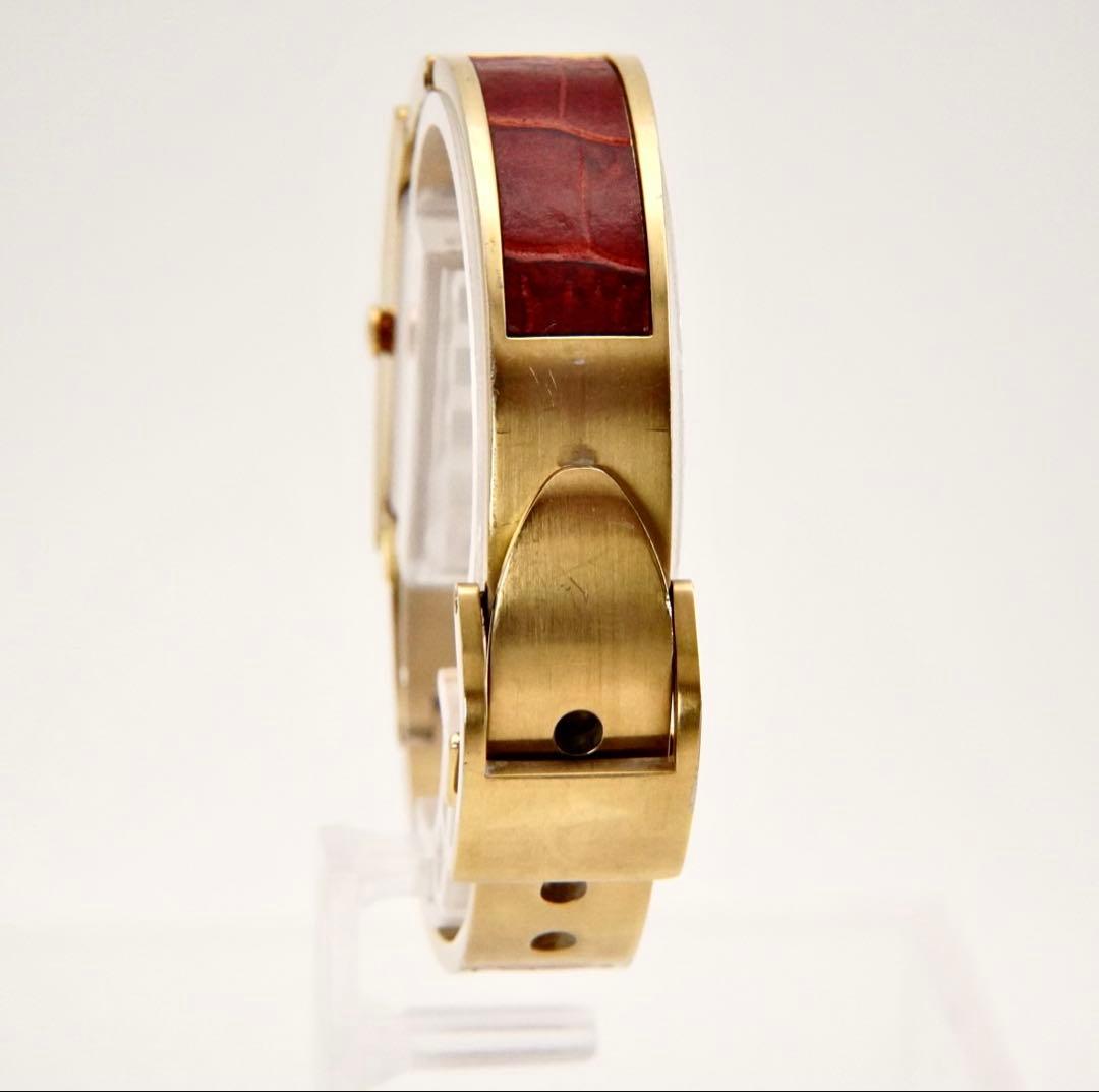 【新品電池】希少　シチズン　クロスシー　バングルタイプ　ゴールド　 腕時計