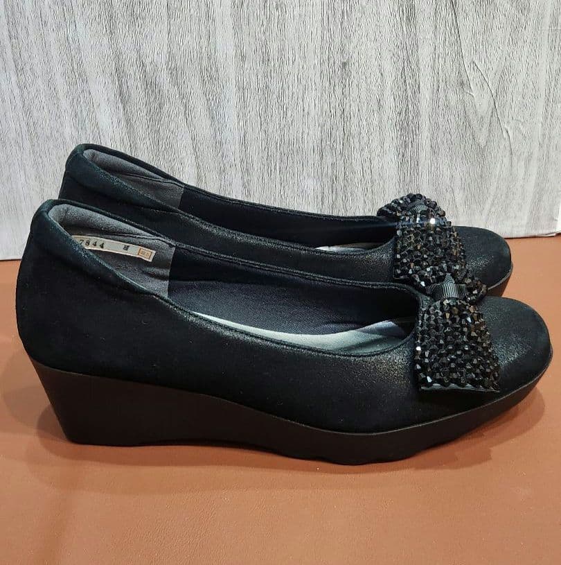 HILLS AVENUE【美品】ヒルズアベニュー　22.5cm ウェッジヒール