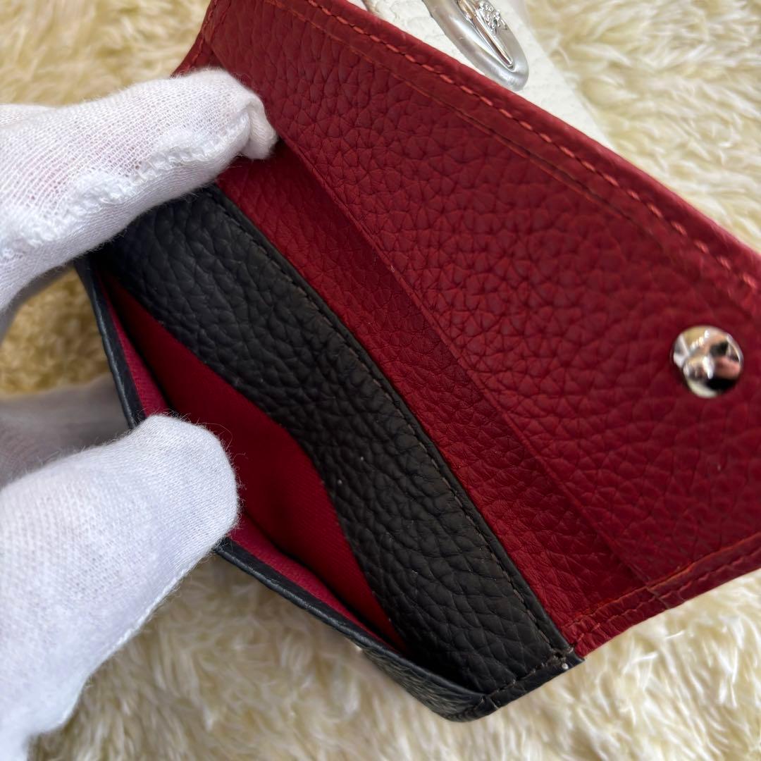 新品未使用✨ヴィヴィアンウエストウッド　キーケース　ダブルフラップ　レザー　白