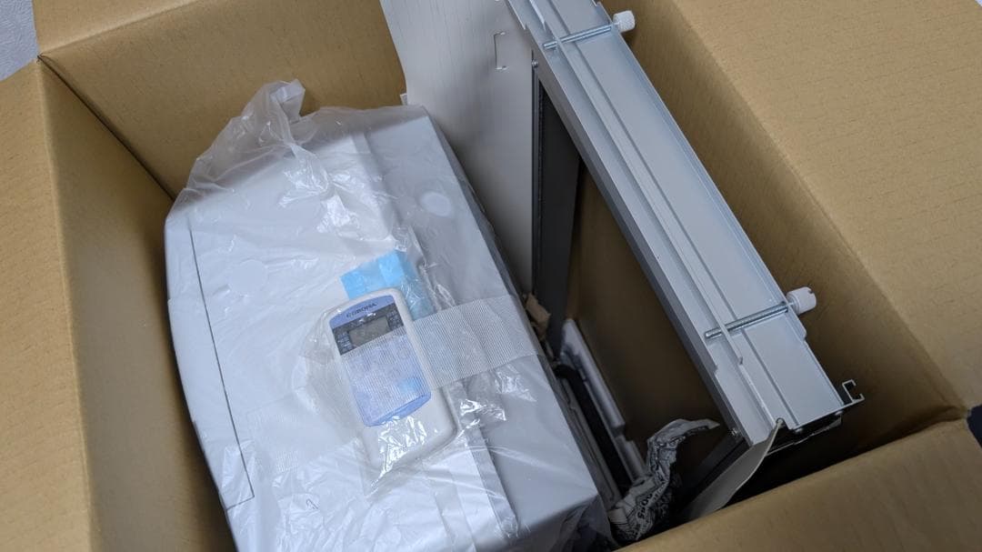 窓用エアコン CW-1625R-WS