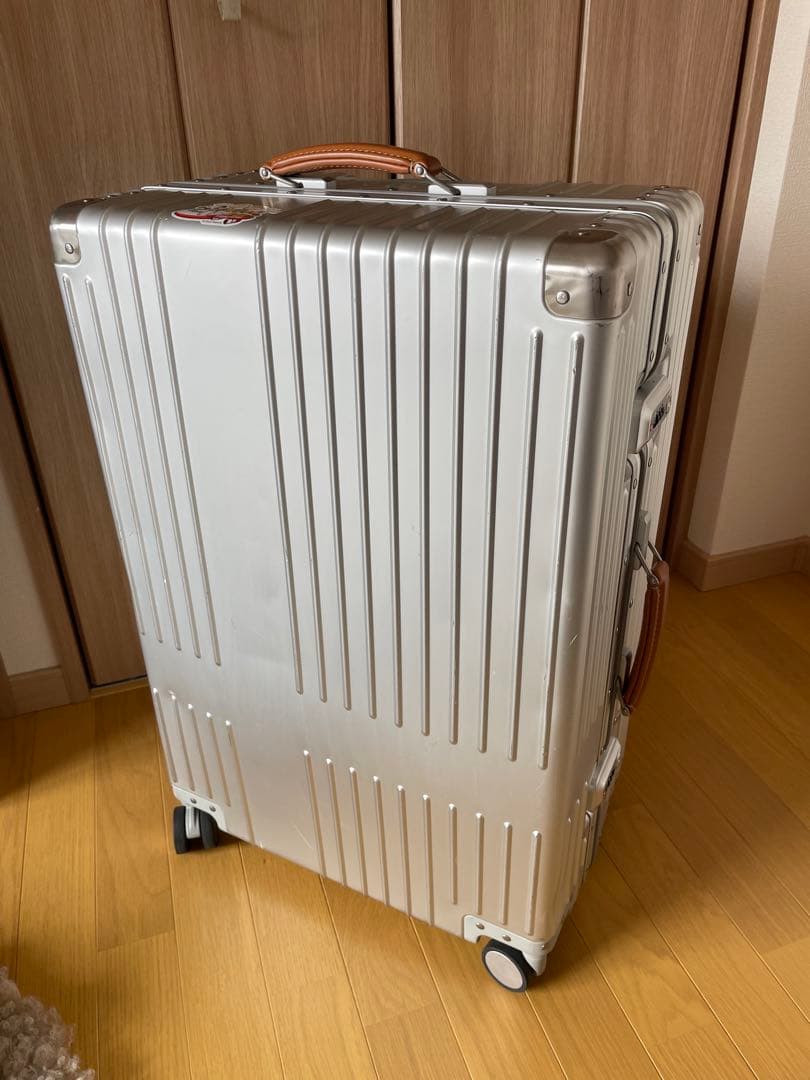 innovatorイノベーター　アルミスーツケース70L