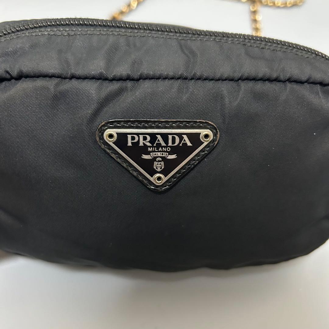 PRADA プラダ チェーン ショルダーバッグ カメラバッグ 三角プレート　黒色