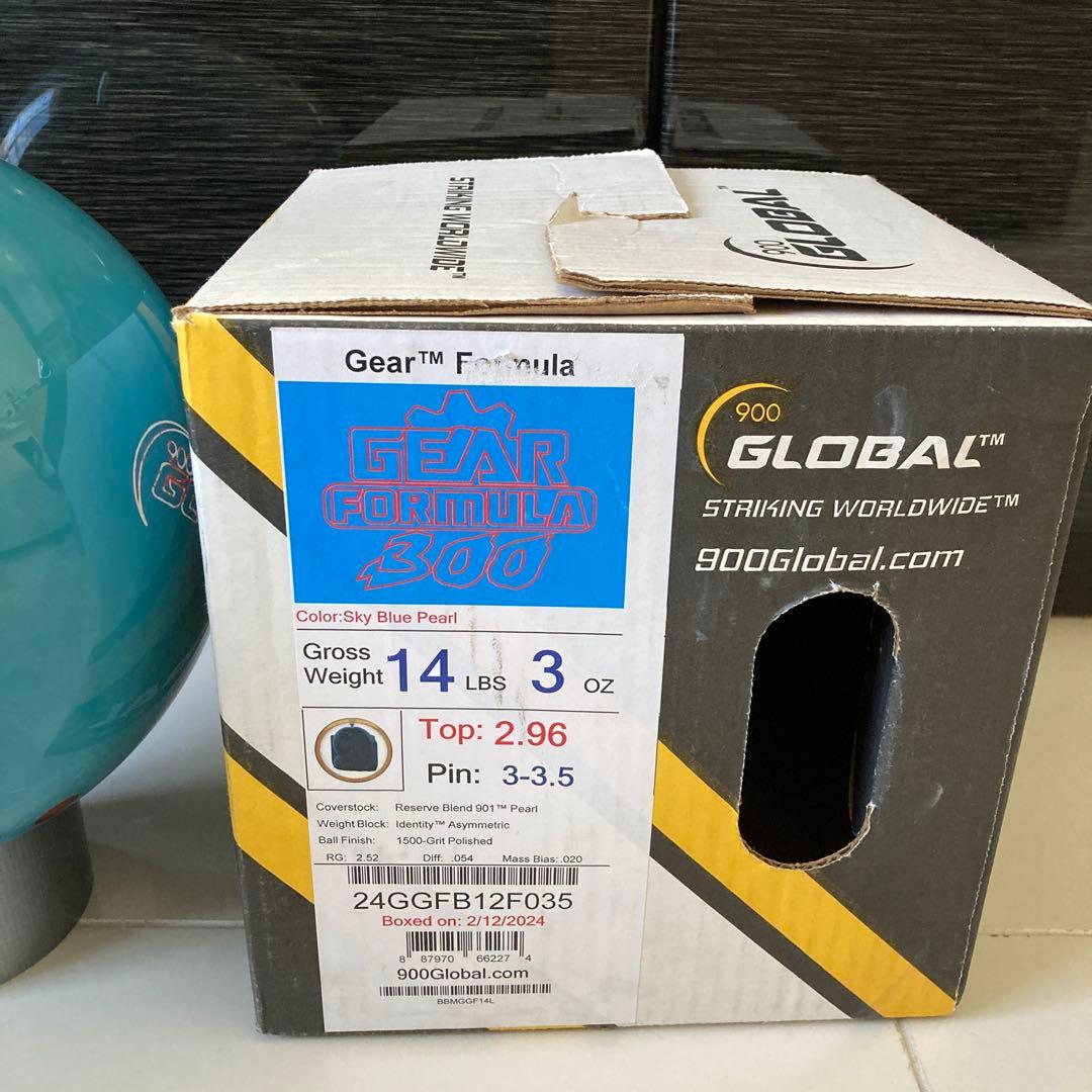 ボウリング・ボール　ギア 300 パーフェクトフォーミュラ　14ポンド