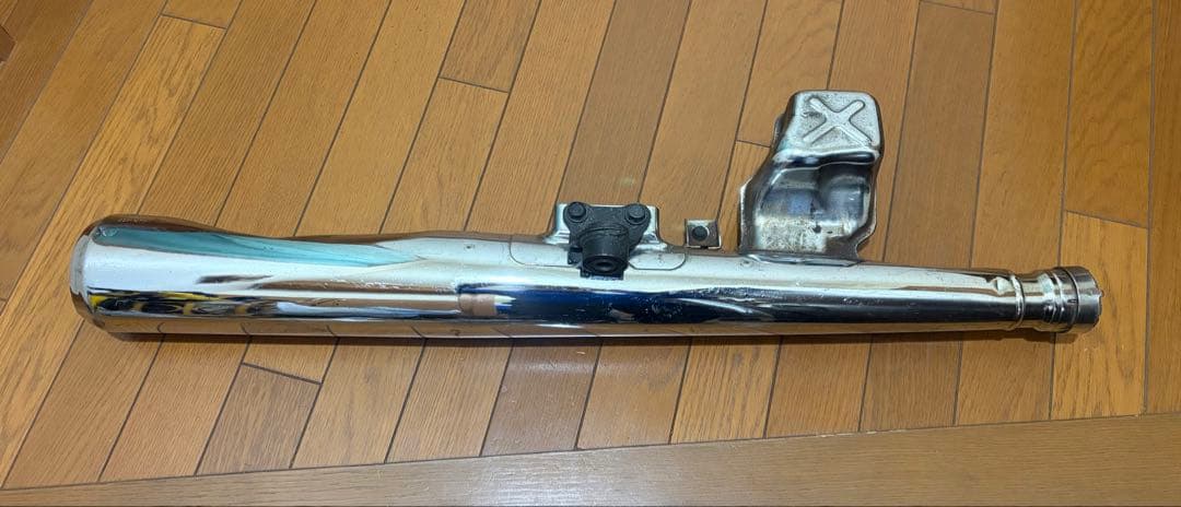 SR400純正マフラー
