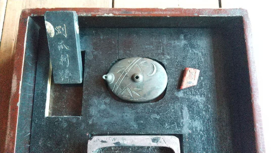 螺鈿 文箱 硯箱 \"栗鼠と葡萄 \" 時代不詳