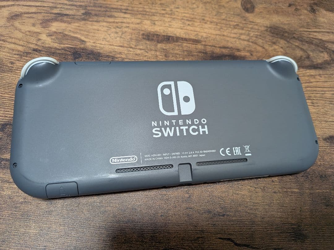 任天堂スイッチライト 本体グレー 充電器付き 初期化済　★即日発送★