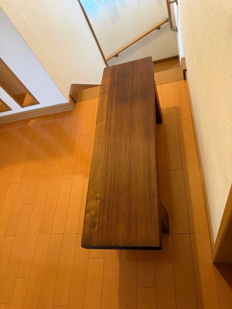 天然杉一枚板サイドテーブル、ワトコオイルダークウォルナット仕上げ‼️