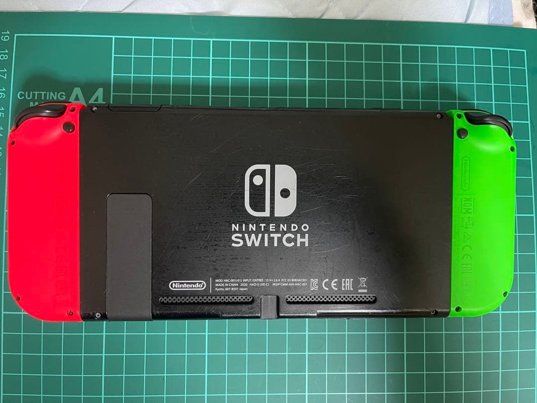 Nintendo Switch グリーン/レッド 本体（ジャンク扱い）