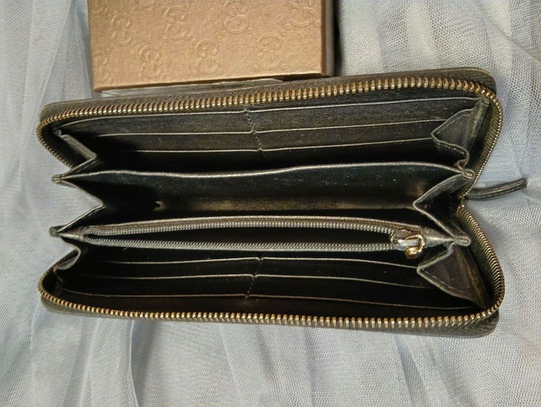 GUCCIグッチ 長財布 レザー ラウンドファスナー シマGG ブラック
