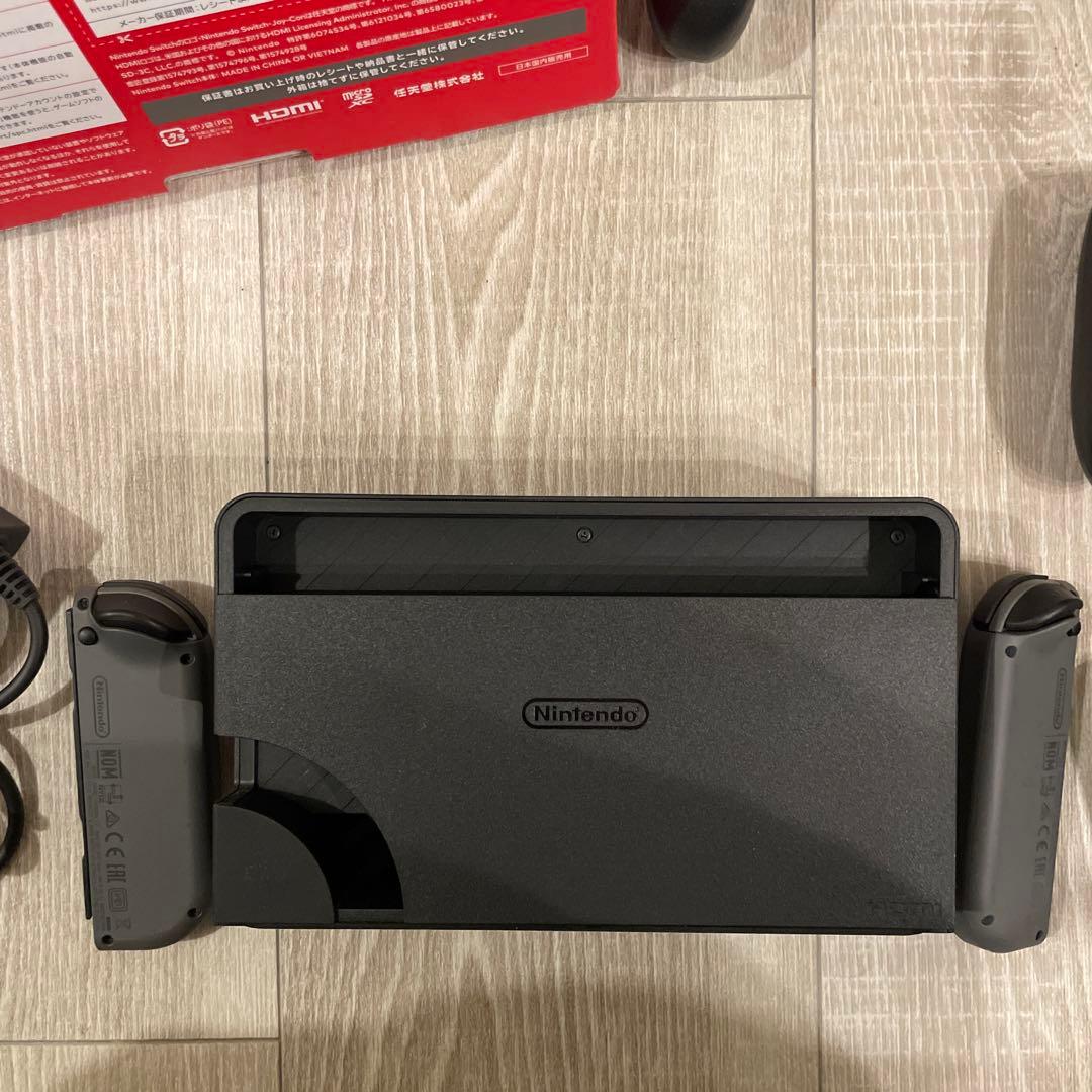 Nintendo Switch 有機EL 美品＋ジョイコン、プロコン、マリカ8α
