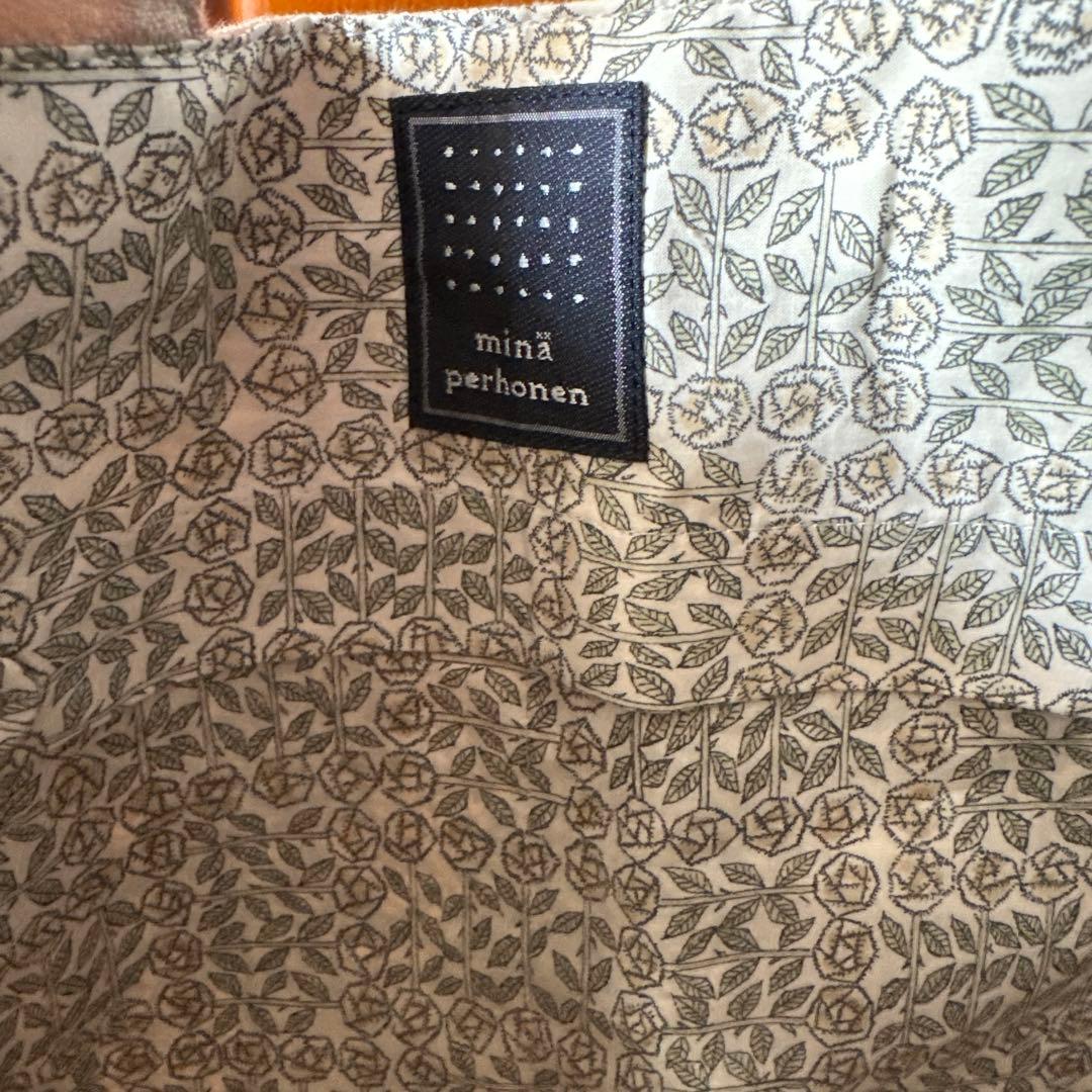 美品　minä perhonen ランド　シアター　木のデザイン トートバッグ