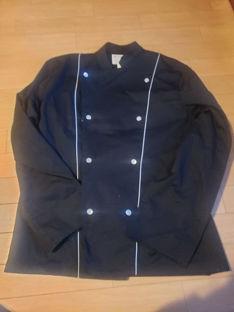 montblanc　Lサイズ　未使用　黒2枚とソムリエエプロン1枚です。