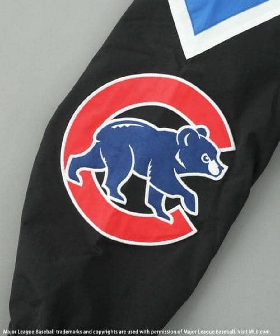 明日迄値下げ　MLB TOKYO SERIES 2025 配色ナイロンジャケット