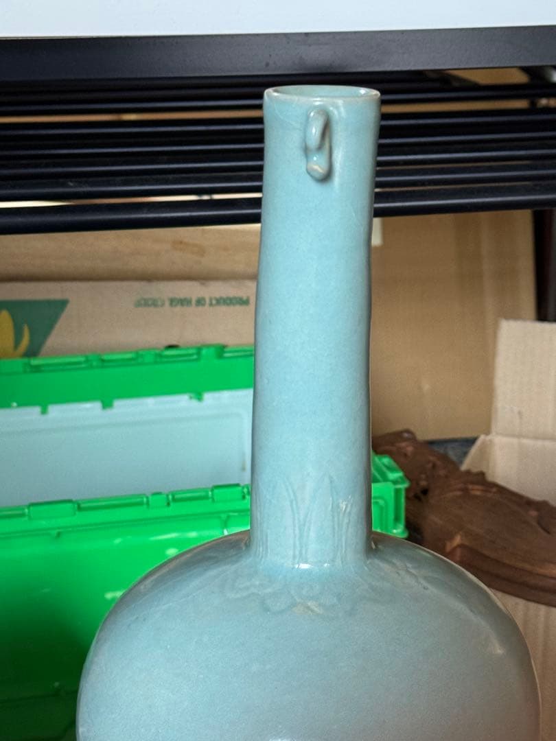 ‼️最後の値段‼️リサイクルFORT‼️唐物⑨‼️中国製の青磁が美しい一輪挿し花瓶‼️箱入