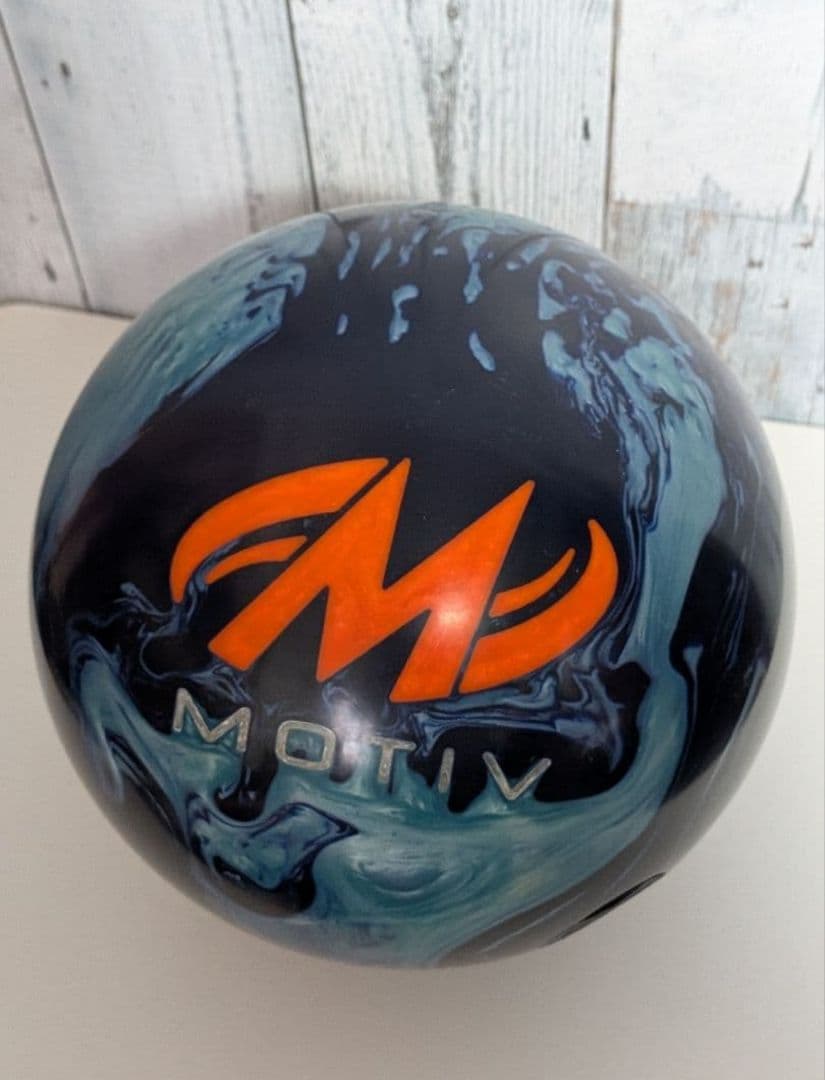 MOTIV ブルーコーラル ベノム ボウリング ボール