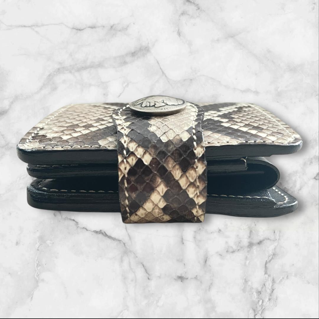 KC,s パイソン 二つ折り財布 バイソンコンチョ 本革 箱付