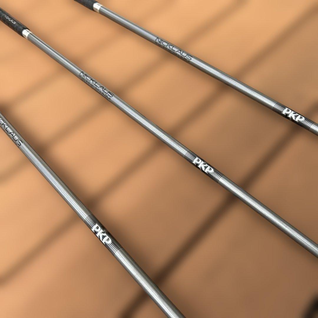 ジャックニクラウスNicklaus ドライバーとウッド2本の3本セット カバー付