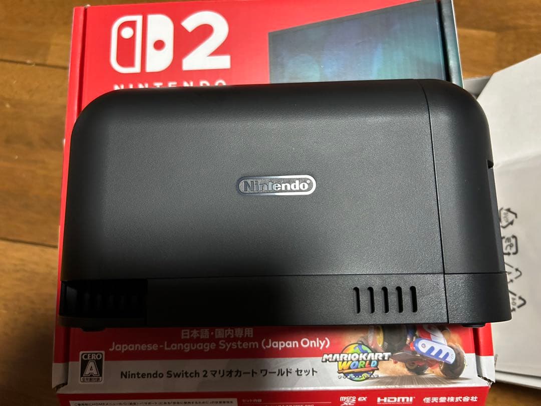 中古　Nintendo Switch 2 マリオカート使用済み