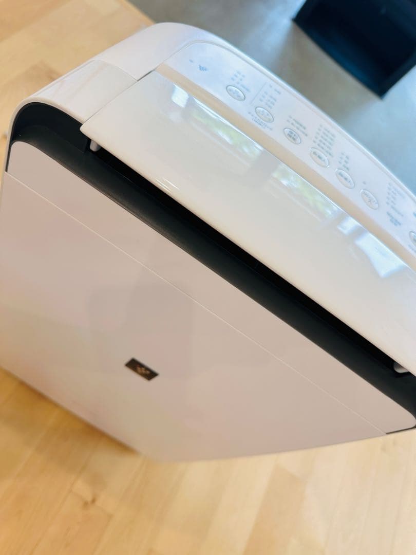 【美品】シャープ プラズマクラスター除湿機 CV-N120-W (2022年制)