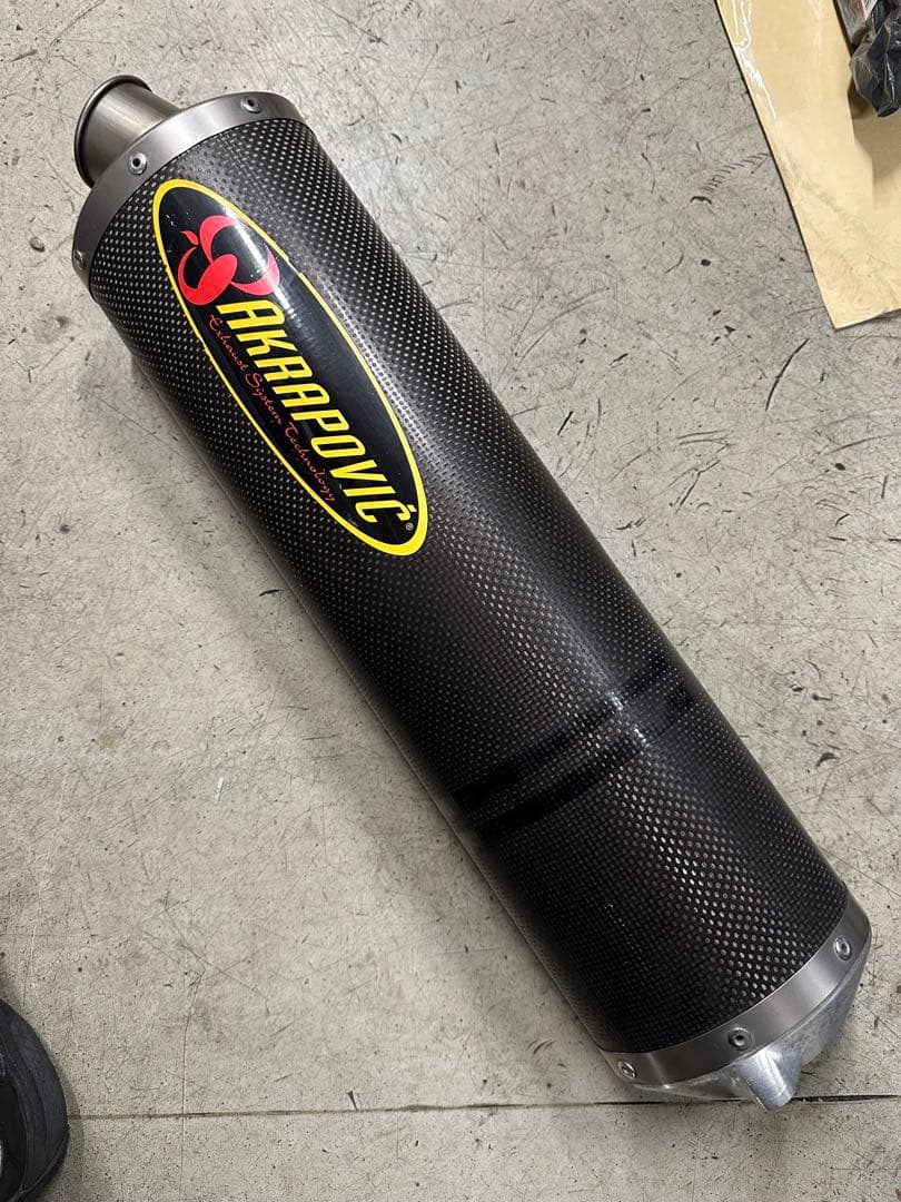 アクラポビッチ　スリップオン　マフラー　CBR954RR CBR929RR 中古