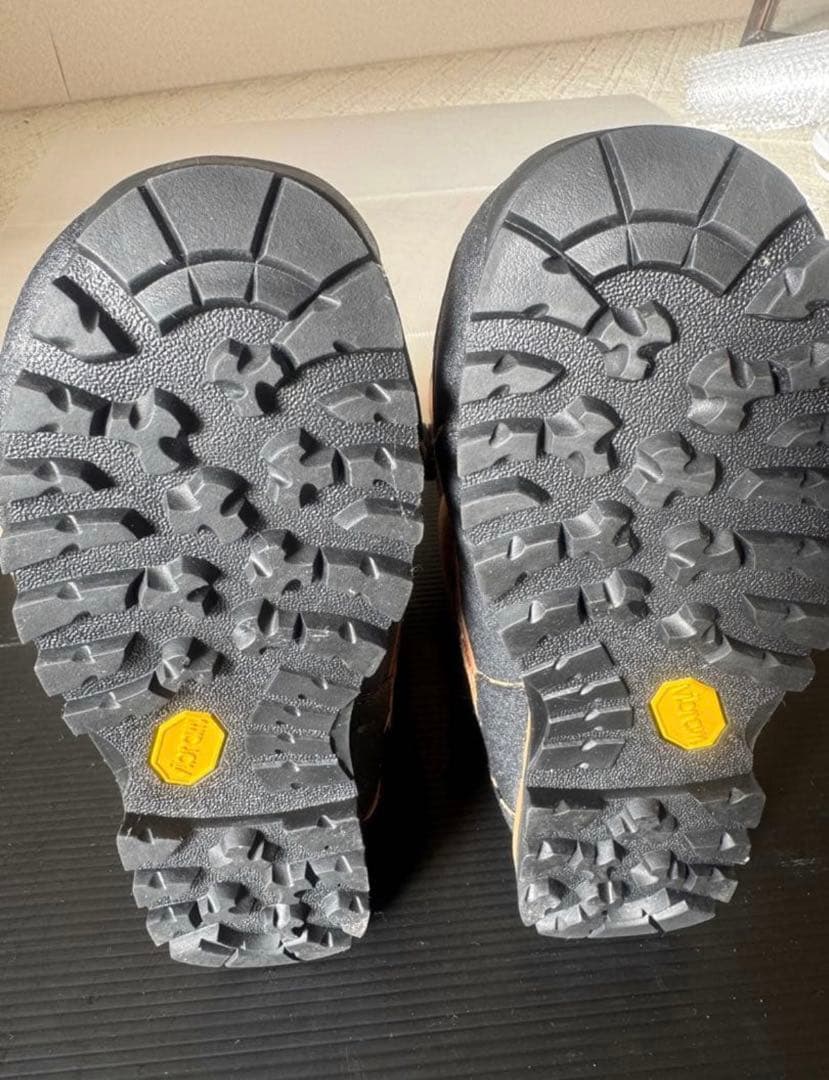 最終値下　DEELUXE ディーラックス SPARK SUMMIT 25.5cm