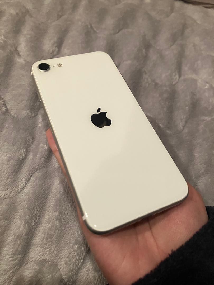 iPhoneSE 第2世代 ホワイト 本体