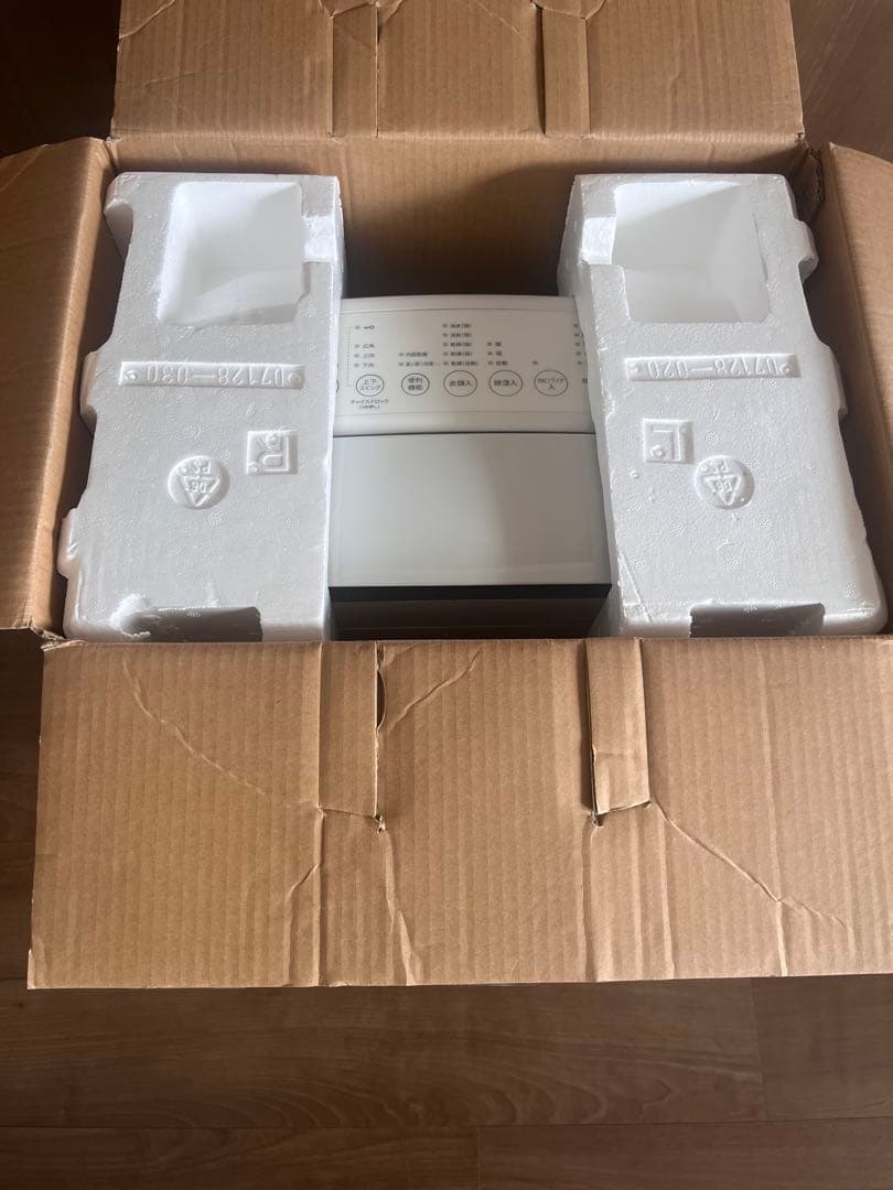 シャープ 除湿機 12L / プラズマクラスター ホワイト CV-L120-W