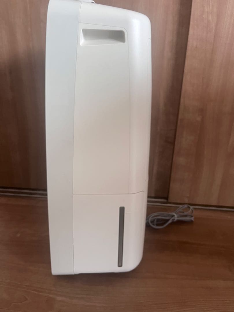 シャープ 除湿機 12L / プラズマクラスター ホワイト CV-L120-W