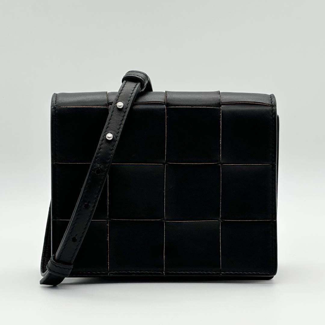 【極美品】ボッテガヴェネタ　イントレチャート カセット　ミニ　ショルダー　黒