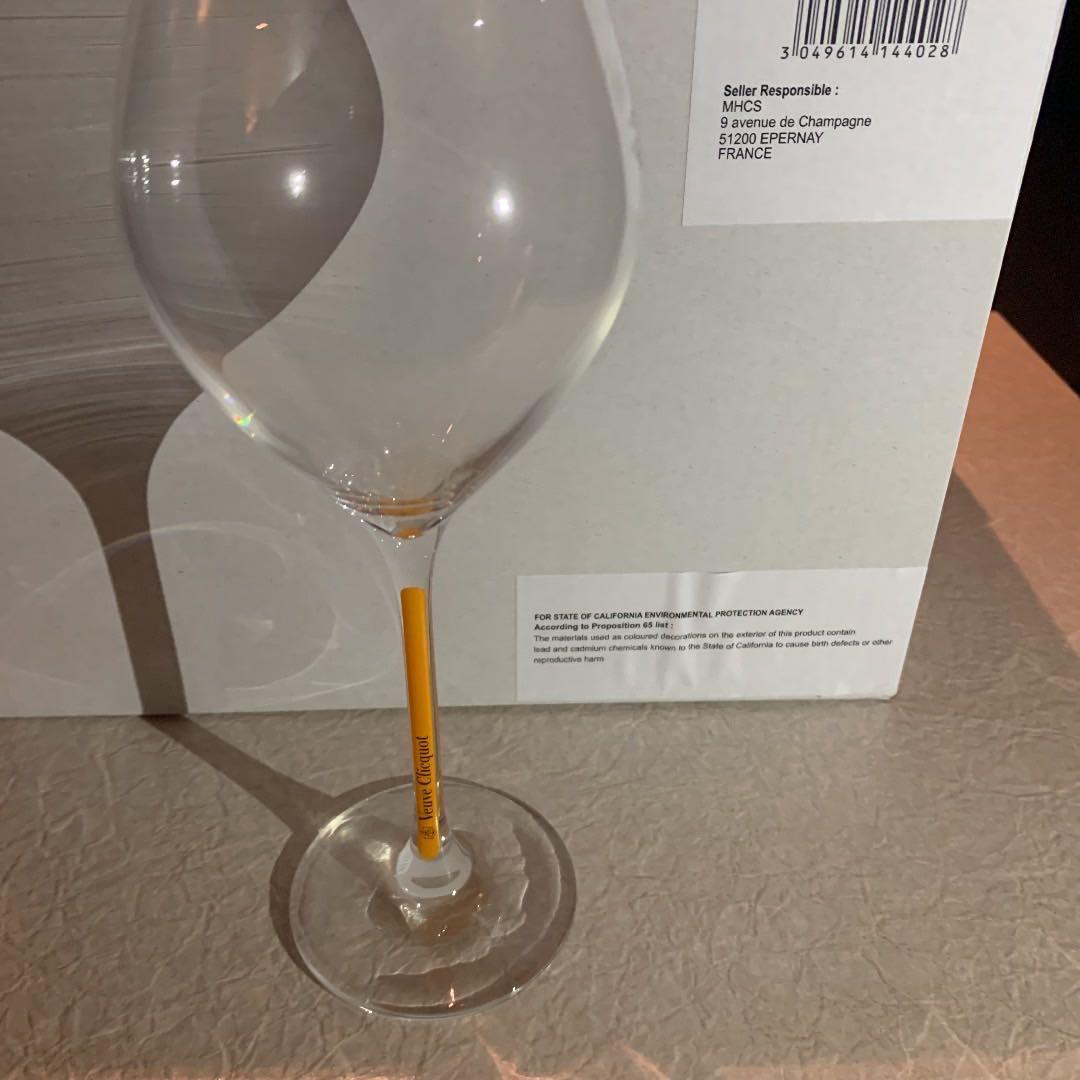 二箱　　新品　ヴーヴクリコ　シャンパングラス