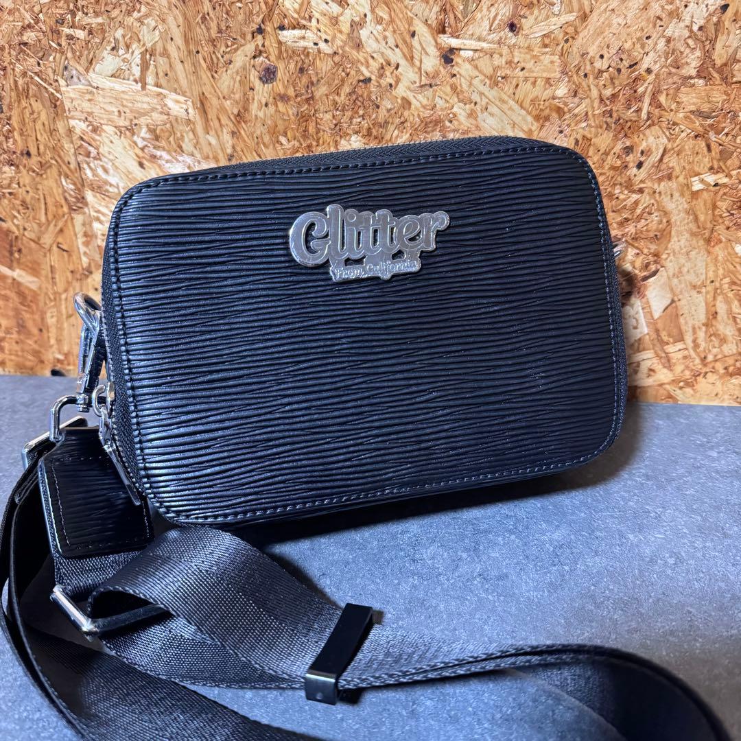 【完売品】Glitter ブラック 黒 ショルダーバッグ ロゴプレート レザー